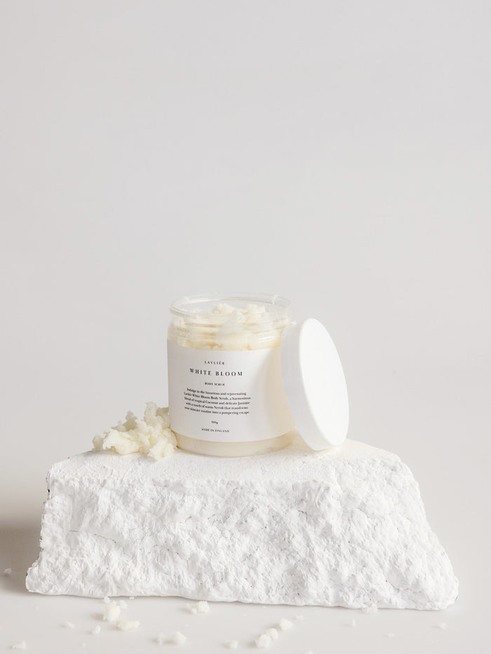 Lavliér White Bloom Body Scrub Vartalonkuorinta