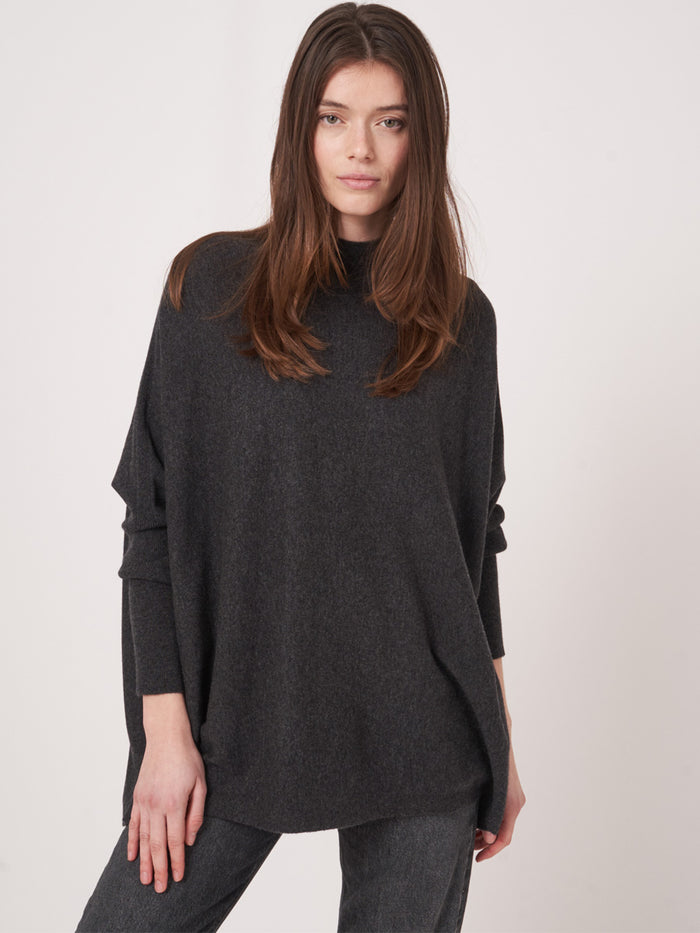 Repeat Cashmere Ylisuuri Poncho Neule Harmaa