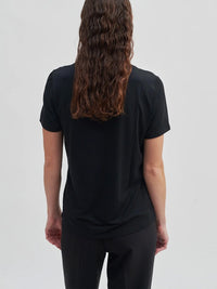 Second Female ELLO new SS tee black